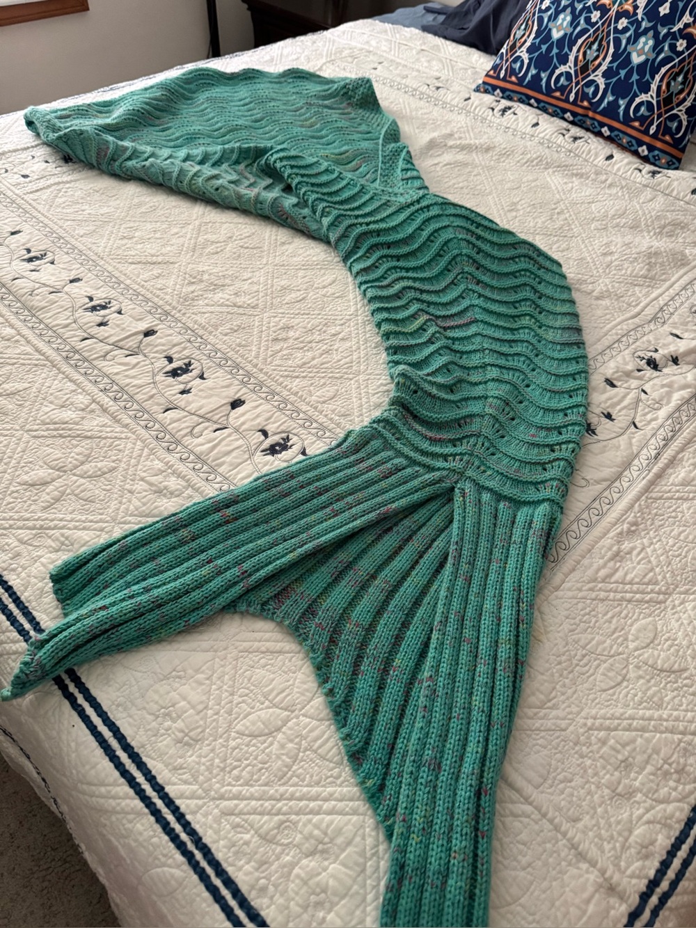 Hand-Knit Mermaid Tail Blanket in Teal Green